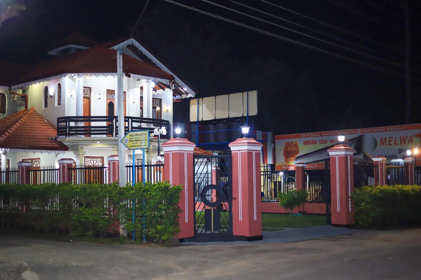 Shara Luxury Holiday Home Marawila Exterior foto