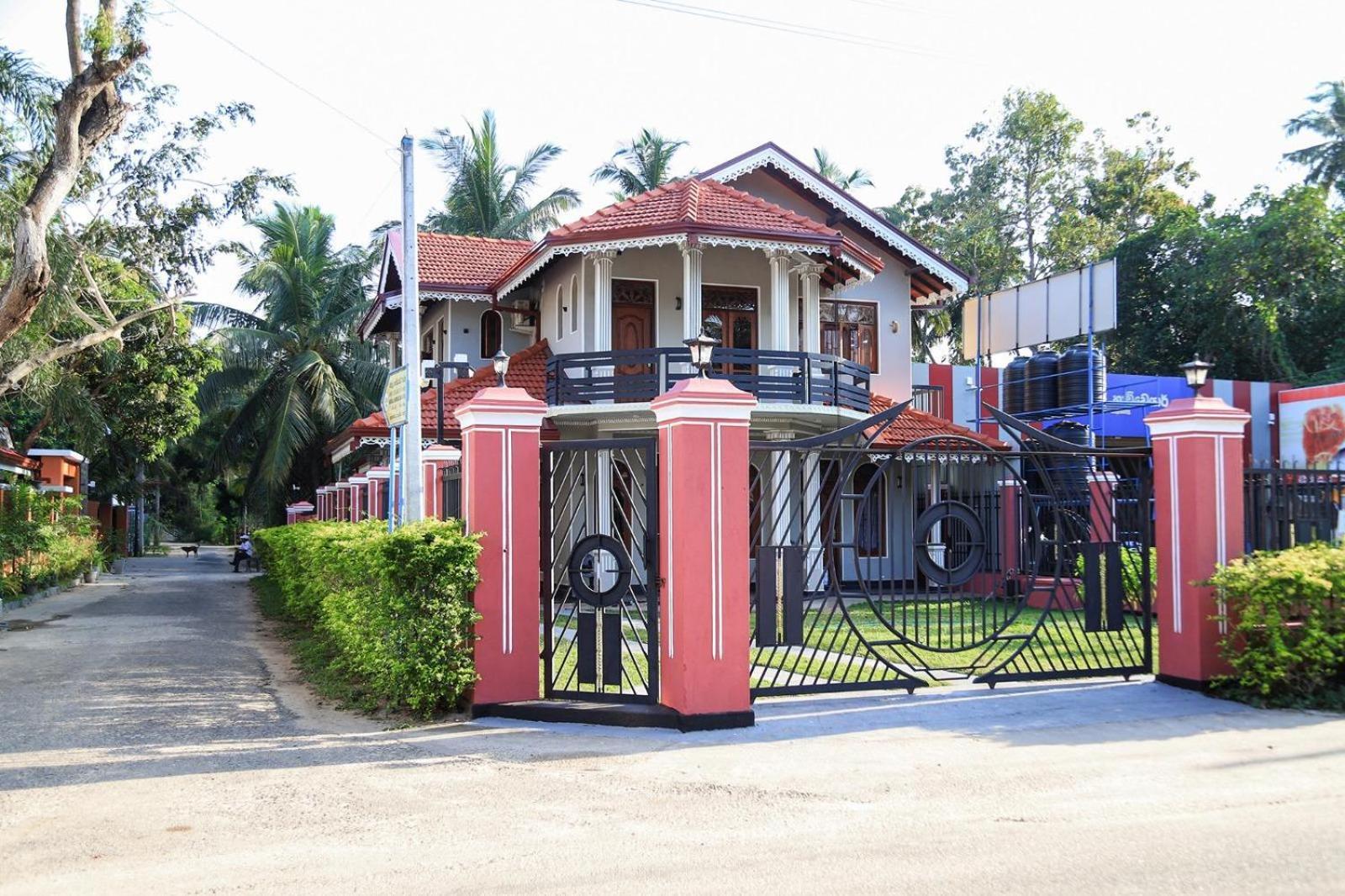 Shara Luxury Holiday Home Marawila Exterior foto